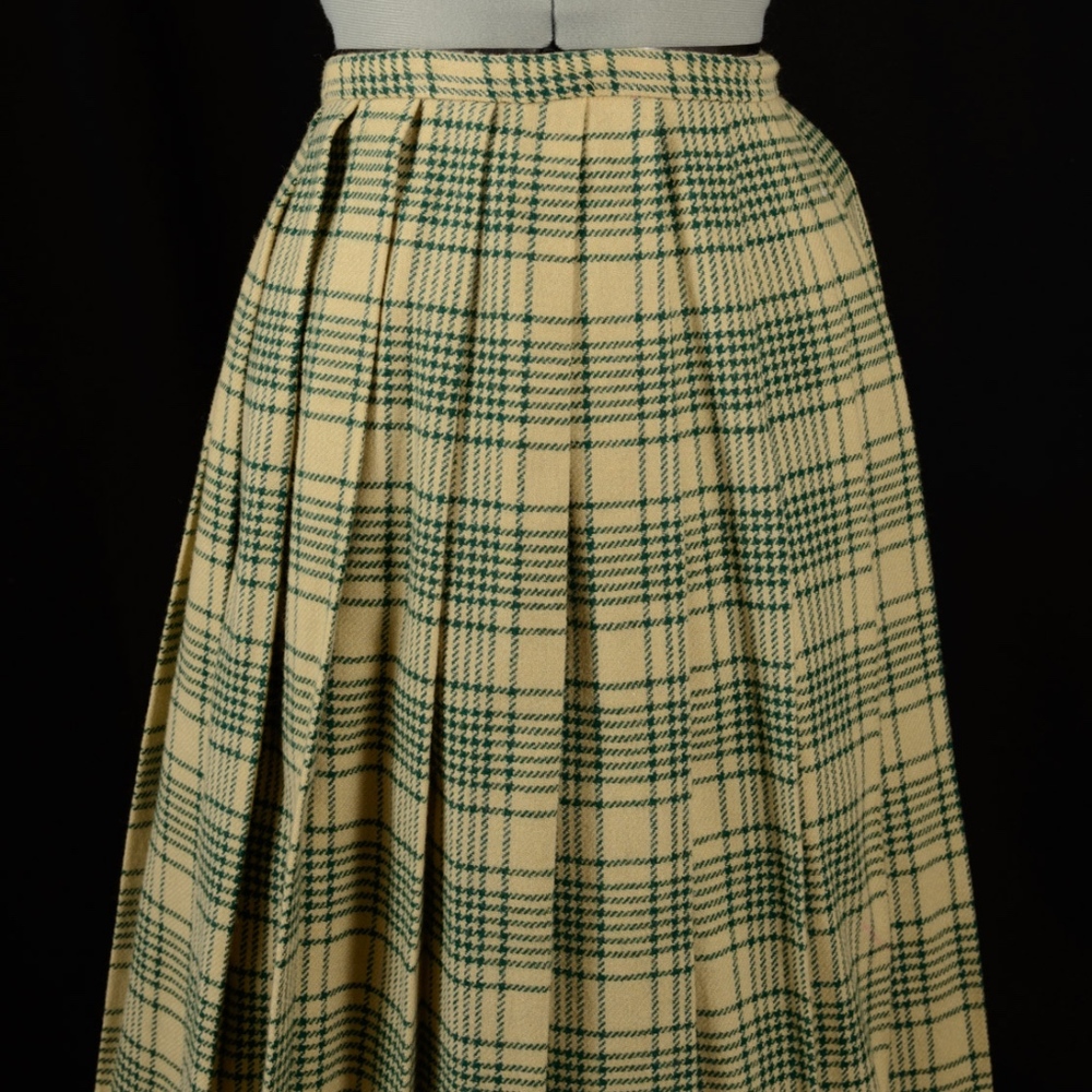 Vintage Evan Picone Green & Beige Plaid Wool Skirt